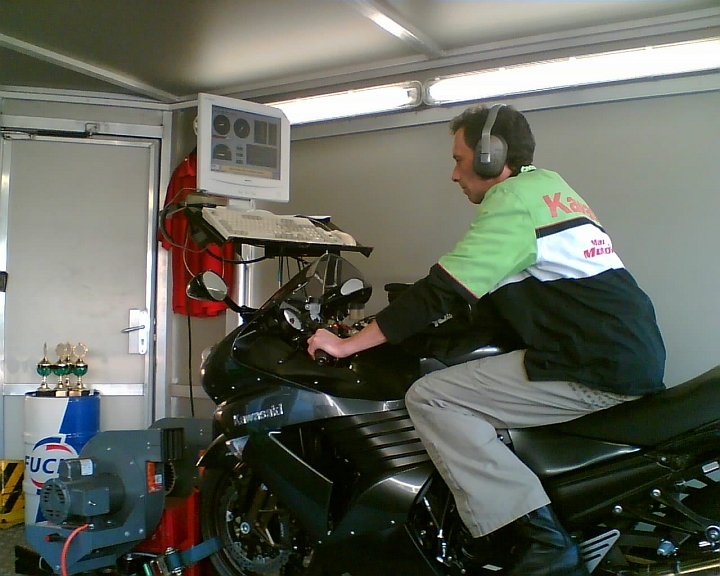 [Bild: DynoJet_ZZR1400_4.jpg]